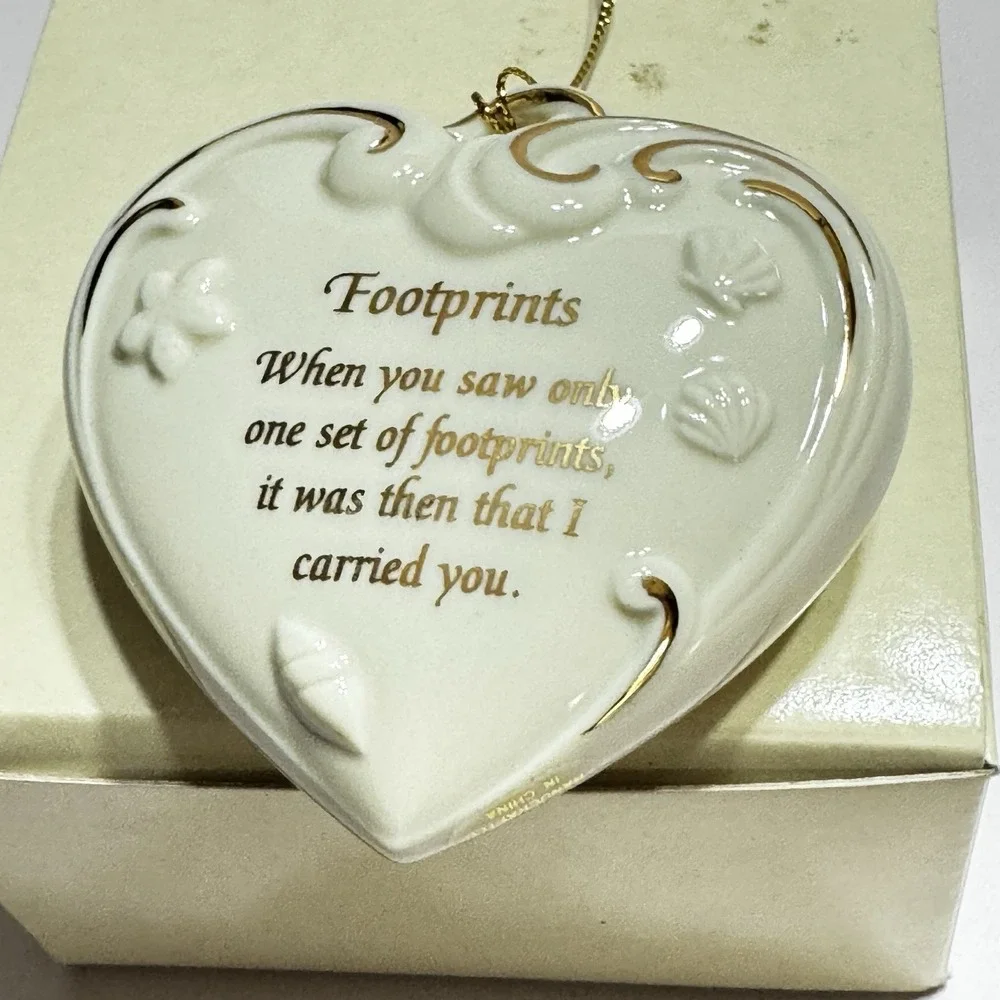 Lenox Footprints In The Sand Heart Ornament W box Christmas Fine Chine Porcelain